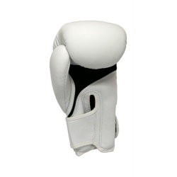 białe rękawice bokserskie tajskiej marki top king ręczne wykonanie